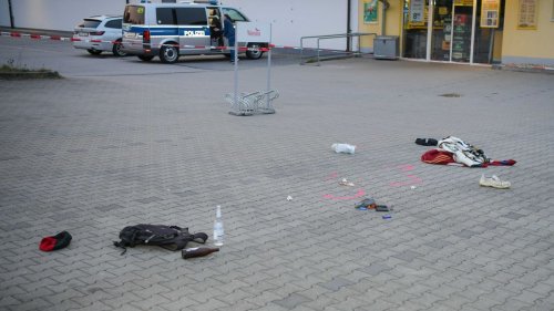 Messerangriff vor Supermarkt – Haftbefehl gegen 23-Jährigen erlassen 