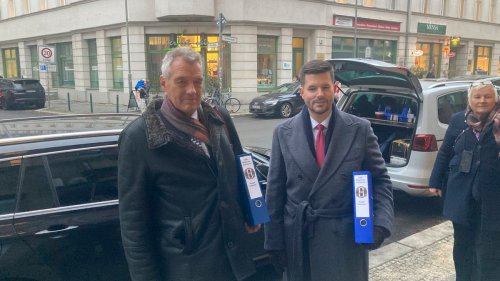 Mitgliederbefragung für Ampel-Aus: Diese blauen Ordner können der FDP noch Ärger bringen