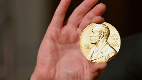 Physik-Nobelpreis geht an Teilchenforscher aus München und zwei weitere Wissenschaftler