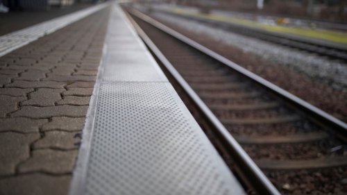 Bahnhof in Schwerte: Jugendlicher klettert auf Zug und erleidet tödlichen Stromschlag