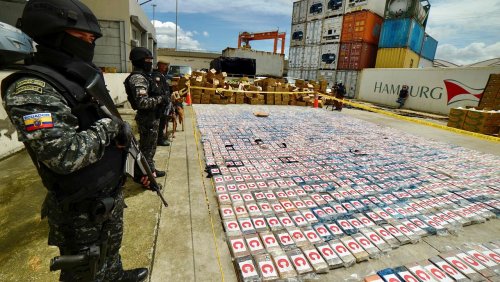 Auf dem Weg nach Europa: Französische Marine stoppt Schiff mit über 4,6 Tonnen Kokain