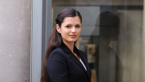 Berufseinstieg als Richterin: »In der freien Wirtschaft hätte ich mehr als das Doppelte verdienen können«