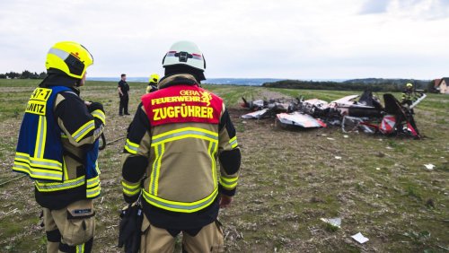 Flugzeugabsturz in Gera: Unglück bei Kunstflug – beide Piloten tot