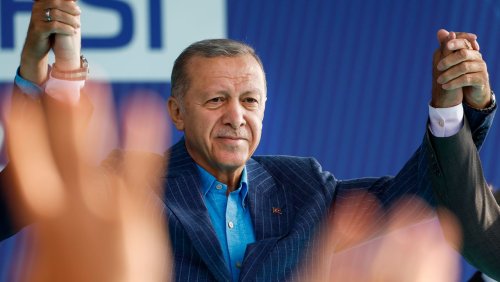 Stichwahl in der Türkei: Erdoğan reklamiert Wahlsieg für sich