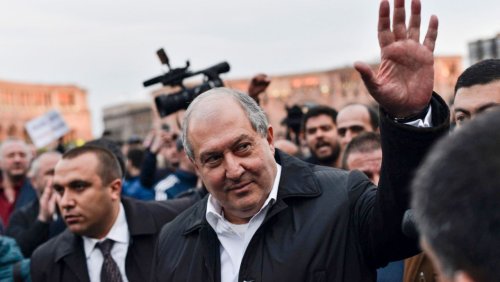 »Keine emotionale Entscheidung«: Armeniens Staatschef Sarkissjan tritt zurück