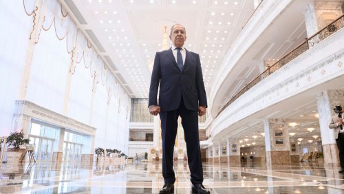 Russischer Außenminister: Lawrow droht mit neuem »Eiserner Vorhang«