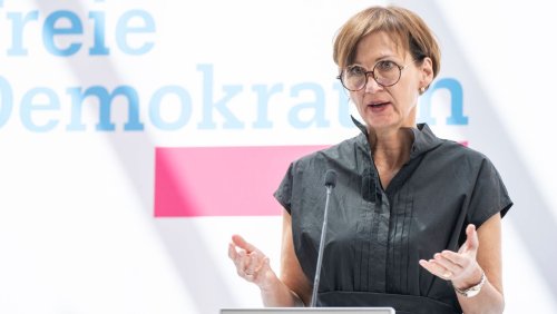 Nach FDP-Vorschlag: Beamtenbund lehnt Englisch als zweite Verwaltungssprache in deutschen Behörden ab