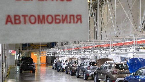 »Wir stehen vor einer Primitivisierung«: Wie Russland jetzt sowjetische Automarken wiederbeleben will