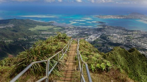 Spektakuläre Bergtreppe in Hawaii wird abgerissen – zu viele illegale Besteigungen 