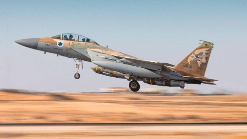 Israel greift Häfen im Jemen an 