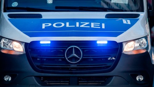 Schleswig-Holstein: Polizei findet Waffen in Wohnhaus – Kampfmittelräumdienst rückt an