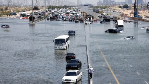   
  Haben Menschen den sintflutartigen Regen in Dubai verursacht? 