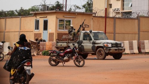Erneut Schüsse in Burkina Faso: Putschisten beschuldigen Frankreich, abgesetzten Präsidenten zu verstecken