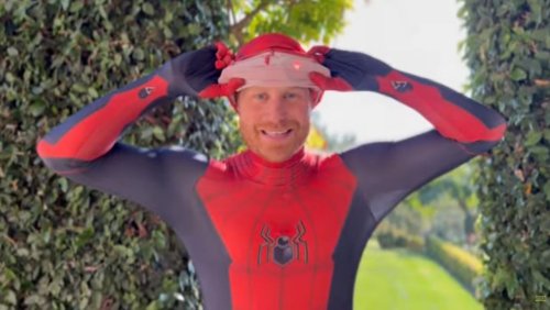 Verkleidet als Spider-Man: Prinz Harry überrascht Waisenkinder mit Video