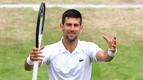 Wimbledon: Djoković nach Zwei-Satz-Rückstand im Halbfinale – Schreckmoment bei Sinner