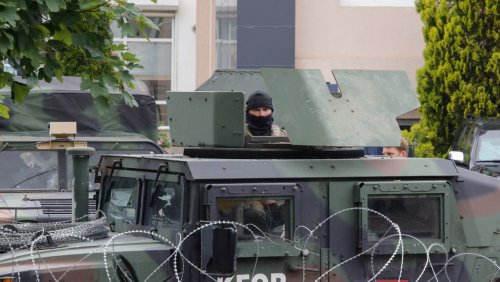 Nach Gewaltausbruch: EU droht Serbien und Kosovo mit Strafmaßnahmen