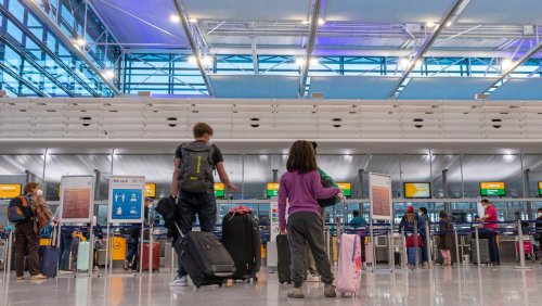 Betrieb am Terminal 2 für eine Stunde unterbrochen: Großer Fluggast löst kleine Sicherheitspanne am Flughafen München aus
