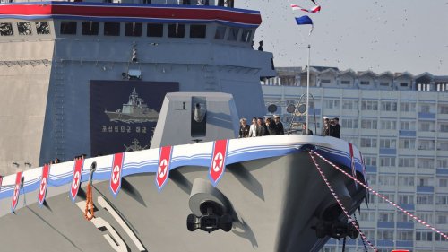 Nordkorea weiht offenbar neues Kriegsschiff ein 