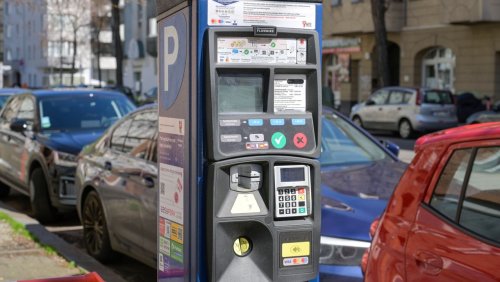 »Angemessene Gebühr« gefordert: Umwelthilfe will kostenloses Parken abschaffen – auch auf dem Land