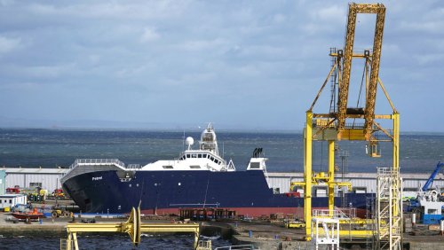 Schräg im Dock: 25 Verletzte bei Schiffsunfall in Edinburgh