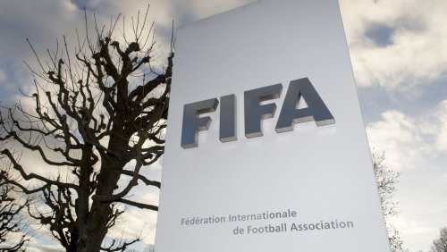 Mit Spanien und Portugal: Ukraine soll Fußball-WM 2030 ausrichten
