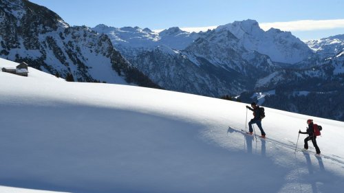 Spektakuläre Skitouren in den österreichischen Alpen: So schön ist das Große Walsertal