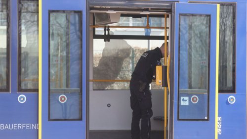 Frau in Straßenbahn angezündet – Ehemann in Untersuchungshaft 
