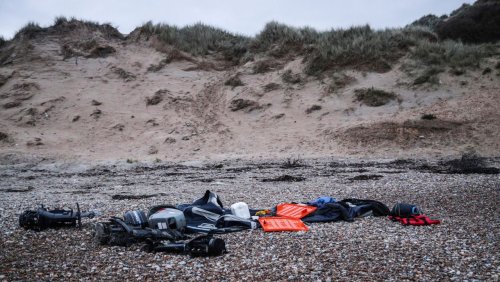 Bootshavarie: 15 mutmaßliche Schleuser nach Tod von Migranten im Ärmelkanal gefasst