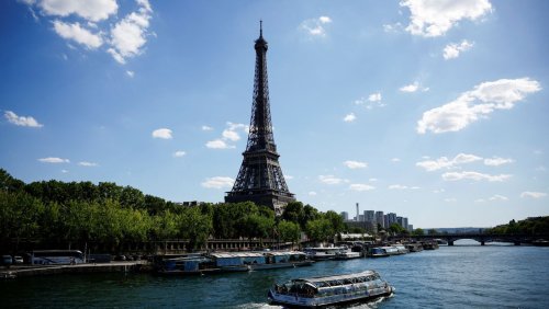 Geöffnete Tür, Klimaanlage an: Pariser Geschäft muss Umweltstrafe zahlen