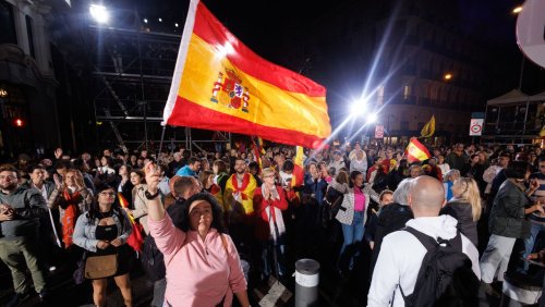 Rechtsschwenk bei Regionalwahlen: Spaniens Sozialisten erleiden deutliche Niederlage