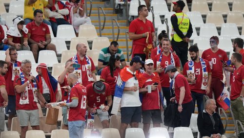 +++ WM-News +++: Fifa ermittelt wegen nationalistischer Fahne in Serbien-Kabine