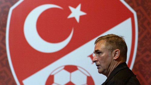Erdbeben in der Türkei: Fußball-Nationaltrainer Kuntz: »Ich kann all das kaum begreifen«