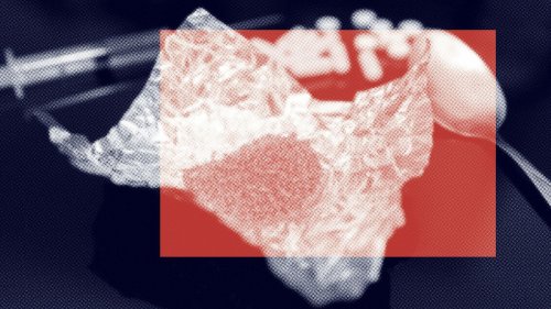   
  Betäubt, vergewaltigt, gefilmt? Neue Anklage gegen Marvin S. erhoben 