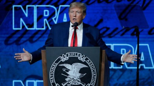 Trumps Auftritt bei der Waffenlobby: Die Show nach dem Massaker
