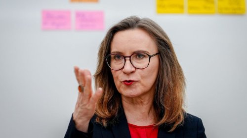 Erfundener Kalender – Gewerkschaft wirft Bahn-Vorständin Faulheit vor 