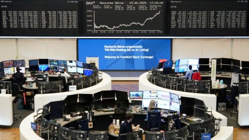 Dax überschreitet erstmals Marke von 24.000 Punkten 