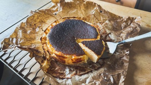 Nervennahrung: Heute gibt es Burnt Basque Cheese Cake