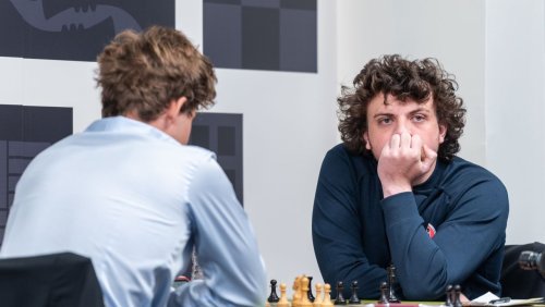 Medienbericht: Schachgroßmeister Niemann soll wohl in mehr als hundert Onlinepartien betrogen haben