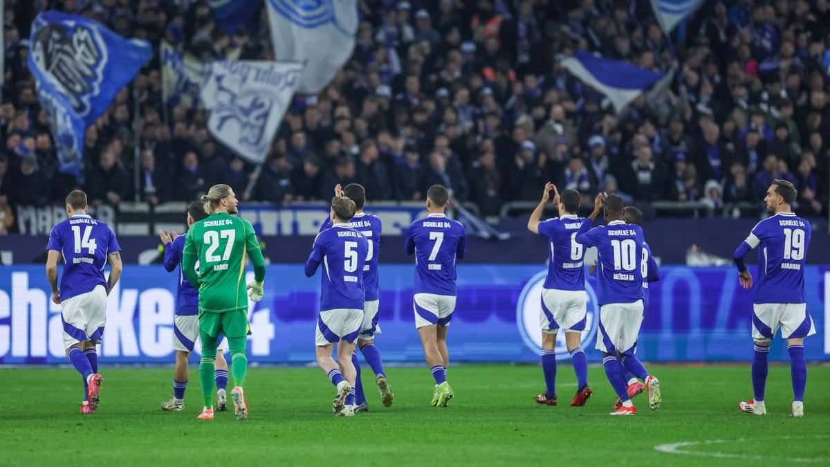 Schalke vermeidet Punktabzug – auch dank Taylor Swift und Rammstein