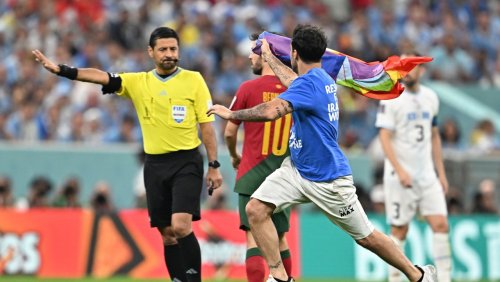 WM-Protest bei Portugals Sieg über Uruguay: Ocean’s Eleven unterm Regenbogen