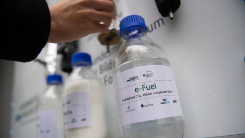 SPIEGEL-Klimabericht: E-Fuels werden den Verbrenner nicht retten