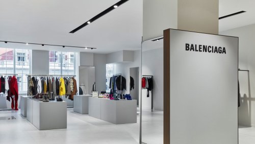 Irritierende Kampagne: Modehaus Balenciaga reicht offenbar Millionenklage gegen Produktionsfirma ein