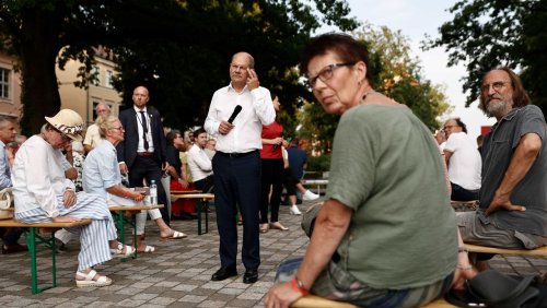 »Volksverräter«, »Lügner« und »Hau ab«: Olaf Scholz wird in Neuruppin niedergebrüllt