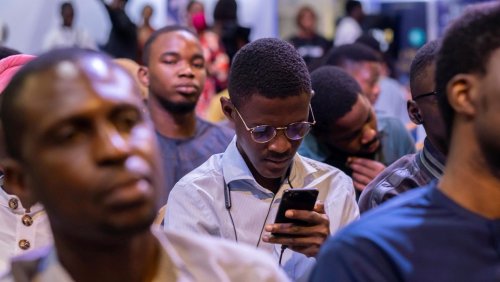 Facebook, Twitter und Co. in Afrika: Reibach im »Rest der Welt«
