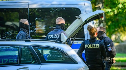 Durchsuchungen in Thüringen und Hessen: Polizei startet Razzien bei Neonazi-Gruppe »Knockout 51«