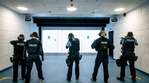   
  Strafe für »Pimmelkopf«, keine Strafe für Holocaust-Scherze 