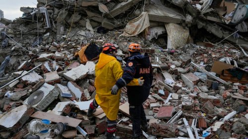 +++ News zum Erdbeben +++: Mehr als 3000 Tote – Katastrophenschutz warnt vor weiteren Nachbeben