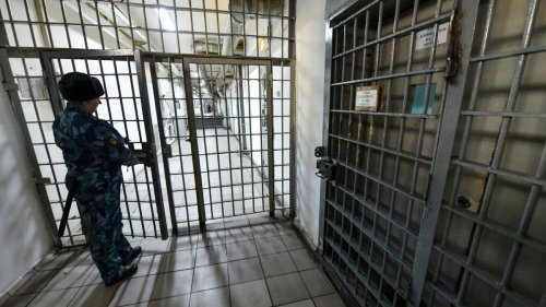 Russische Journalistin flieht offenbar aus Hausarrest 