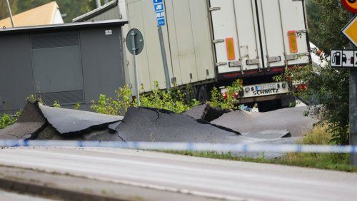 Europastraße E6 in Schweden: Autobahn nach Erdrutsch eingestürzt – Fahrzeuge fallen in klaffendes Loch