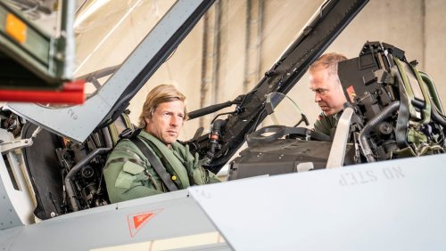 Bundeswehr-Experiment bei RTL: Henning Baum kotzt in den Eurofighter